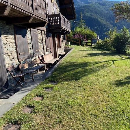 Ferienwohnung Maison Alla Vecchia Zia Cerise Exterior foto
