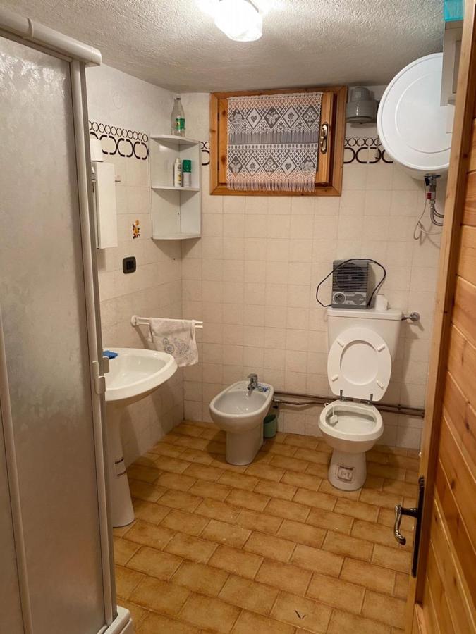 Ferienwohnung Maison Alla Vecchia Zia Cerise Exterior foto