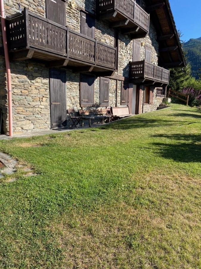 Ferienwohnung Maison Alla Vecchia Zia Cerise Exterior foto